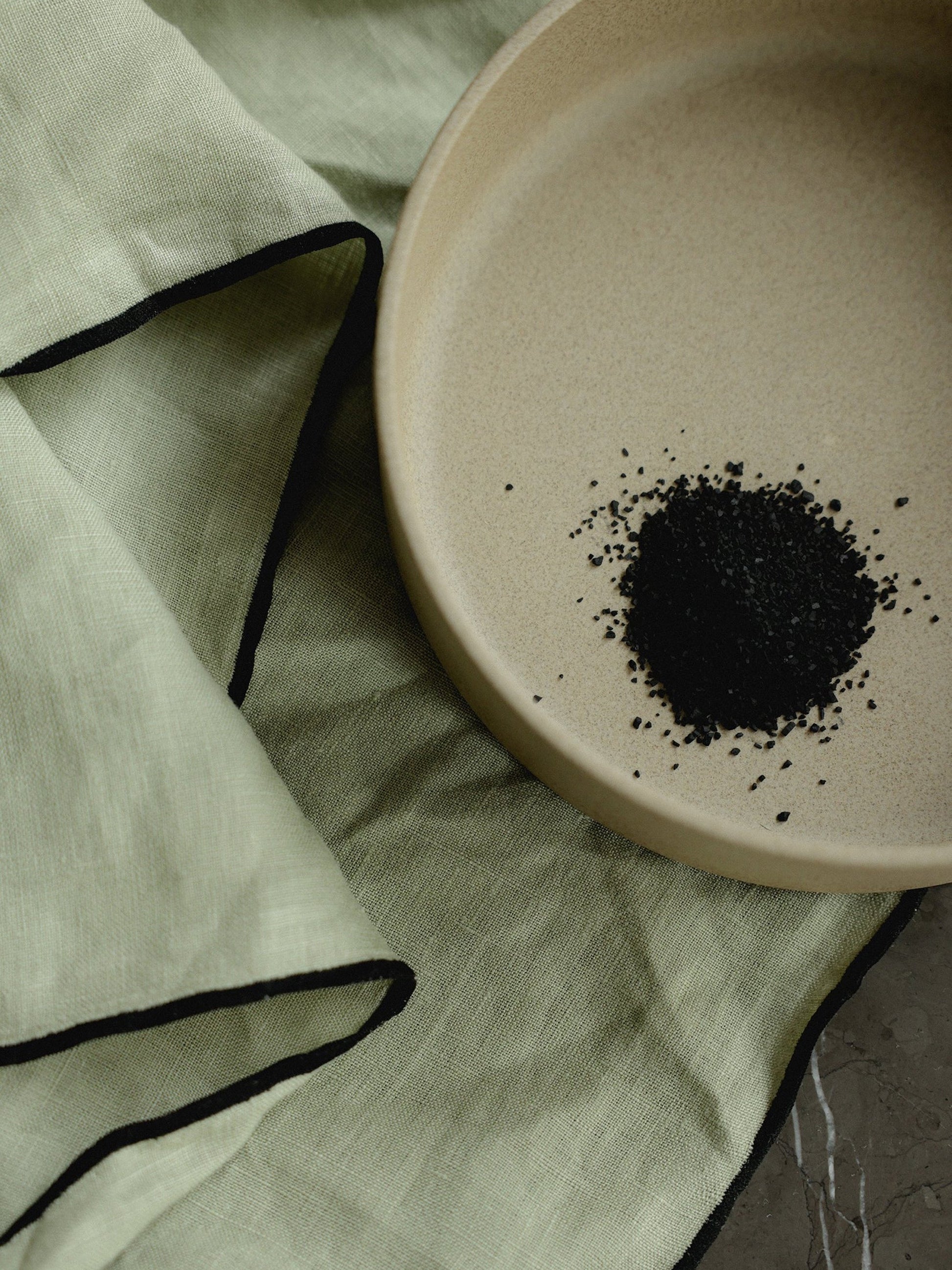 Hand Embroidered Linen Napkins by Lune 1860